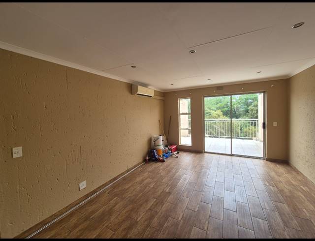 2 BEDROOM APARTMENT FOR SALE IN VANDERBIJLPARK SW 5